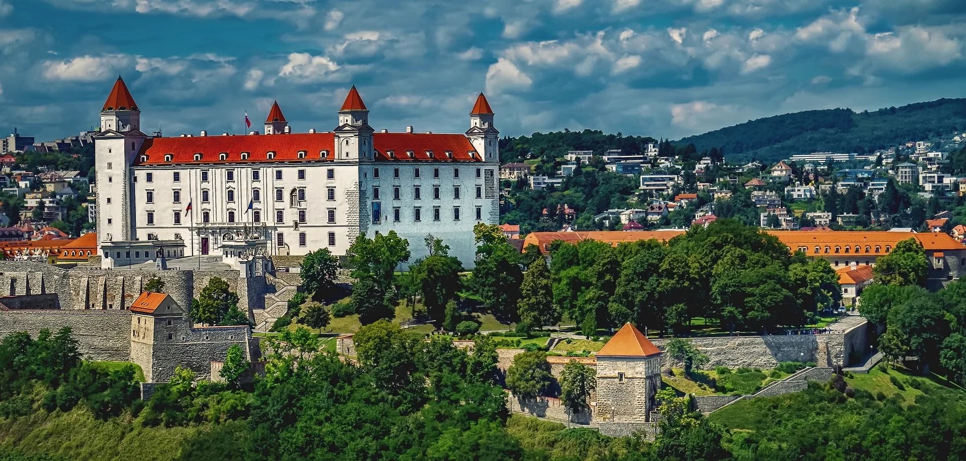 Wanneer bezoek je Bratislava het best?
